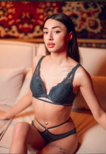 Фото проститутки Карина №2 в городе Воронеж